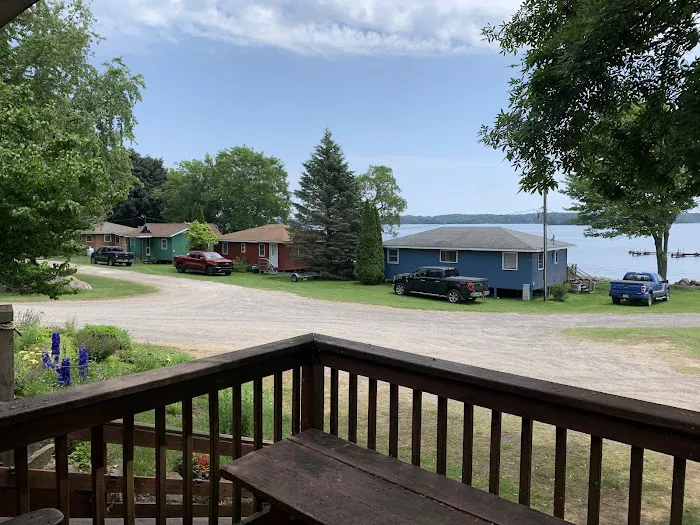 McLear's Cottage Colony and Campground Picture 4