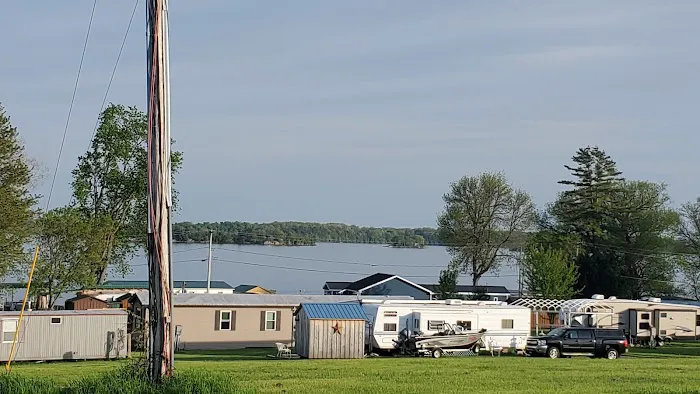 The Lake Club at Black Lake Picture 1