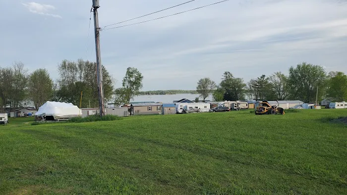 The Lake Club at Black Lake Picture 6