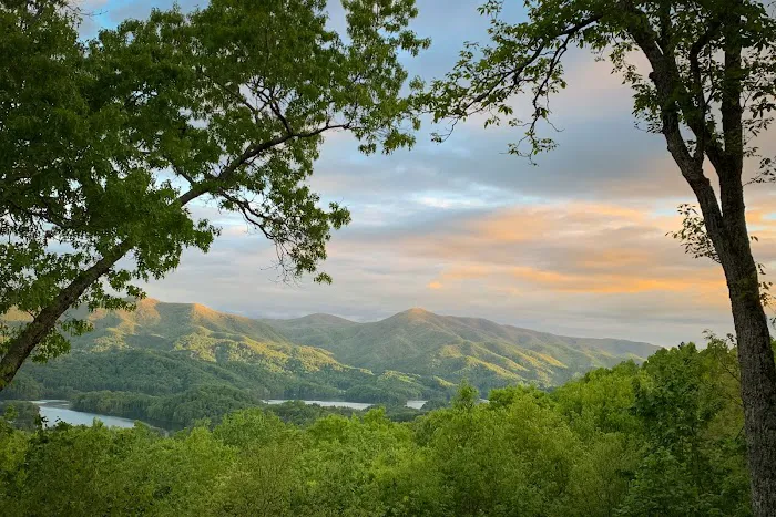 Vandeventer Shelter Picture 7