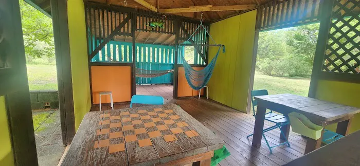 Camper's RV Park Picture 4