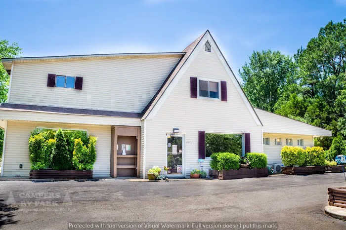 Camper's RV Park Picture 5