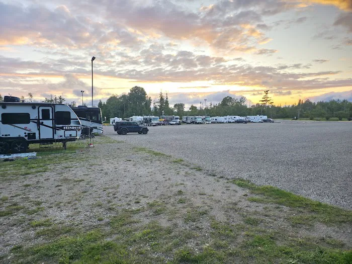 Kewadin St Ignace RV Park Picture 5