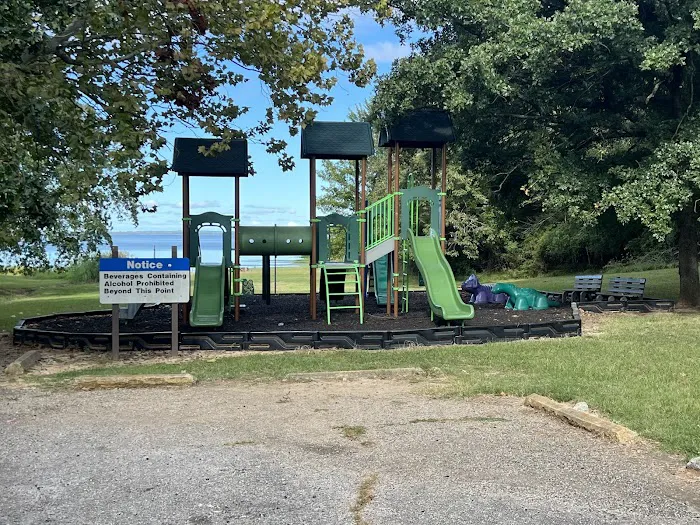 Applegate Cove Campground Picture 1