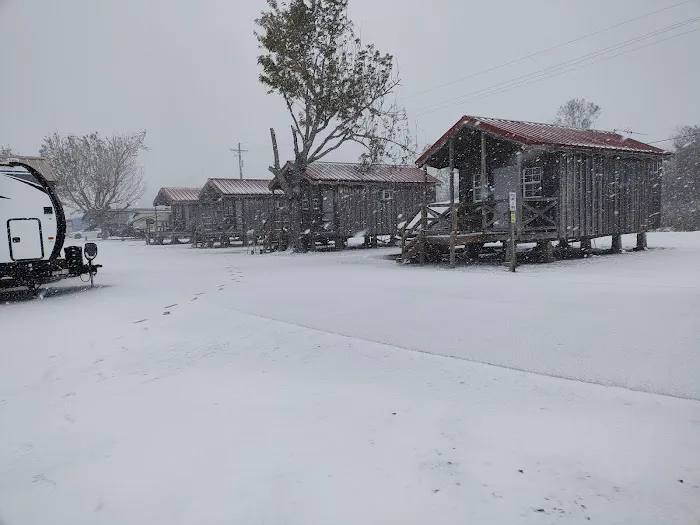 Bayou Resorts Campground & Cabins LLC Picture 4