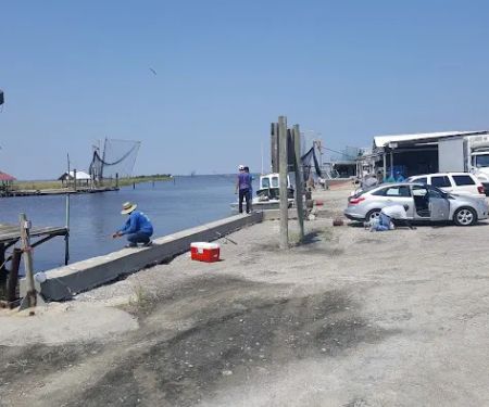 Lapeyrouse Seafood Bar & Grocery Inc