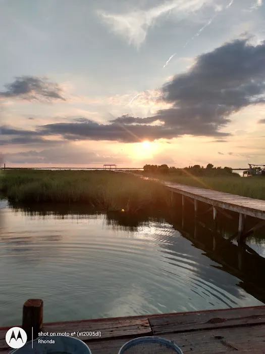 Lapeyrouse Seafood Bar & Grocery Inc Picture 2