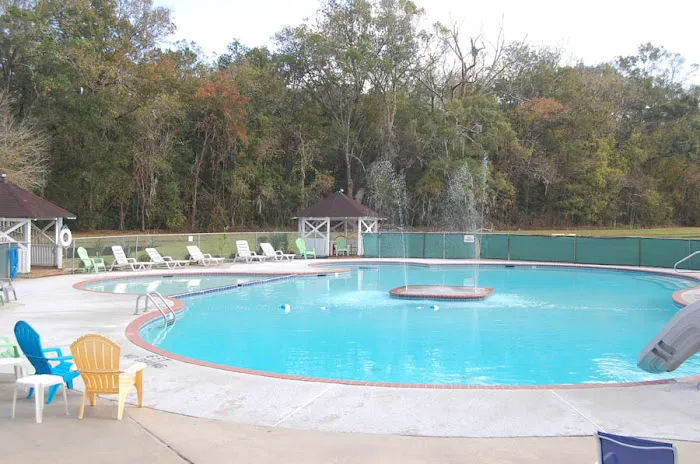 Hideaway Ponds Resort Picture 6