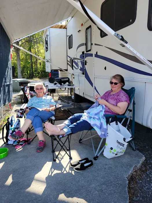 Hideaway Ponds Resort Picture 4