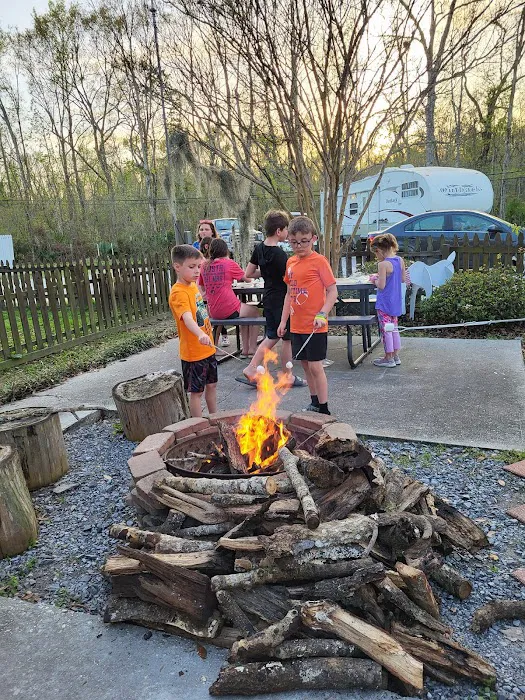 Hideaway Ponds Resort Picture 5