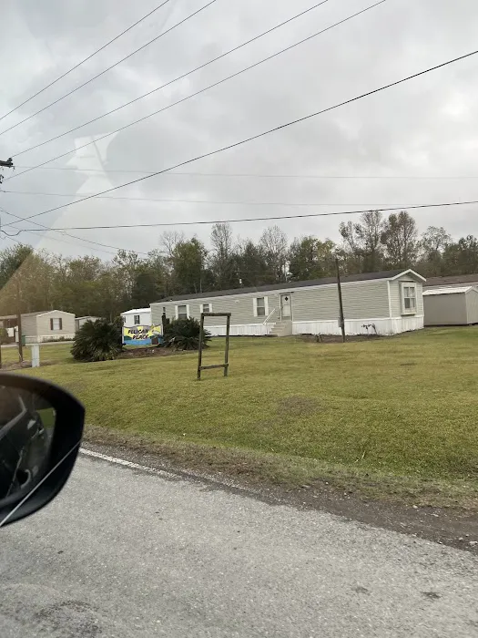 Pelican Place Mobile Home Park Picture 1