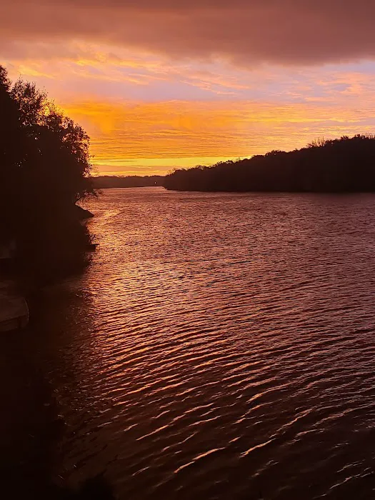Nashville Ferry Landing Picture 1