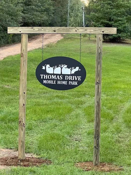 Thomas Drive Mobile Home Park Picture 3