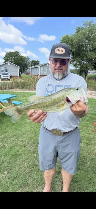 Lake Pointe RV Park Picture 4