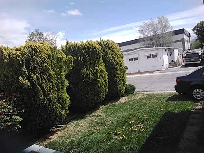 Redwood Village Manufactured Home Community Picture 2