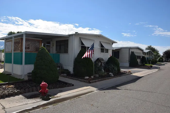 Redwood Village Manufactured Home Community Picture 8