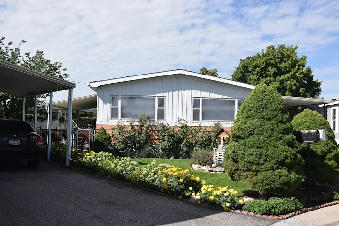 Redwood Village Manufactured Home Community Picture 10