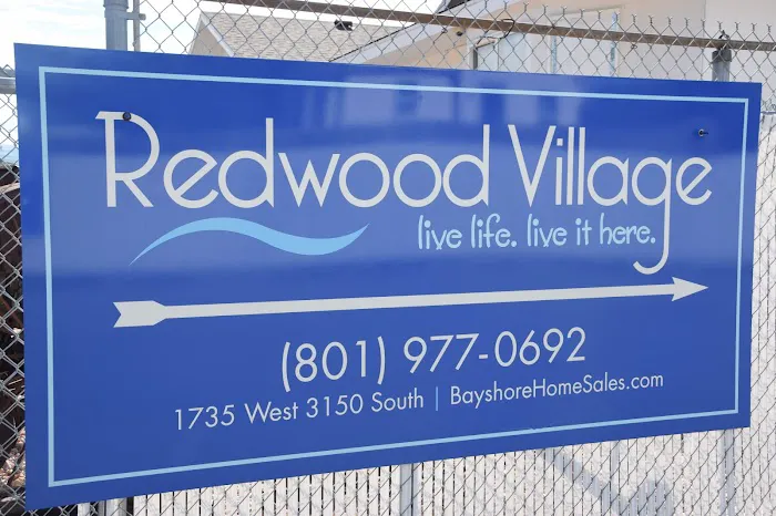 Redwood Village Manufactured Home Community Picture 4