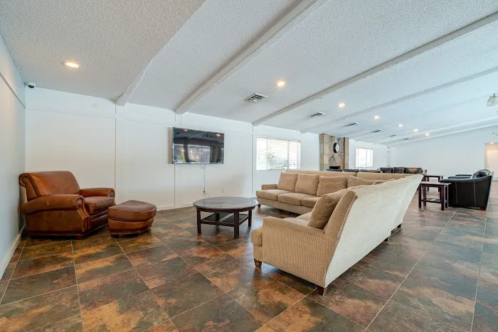 Meadowbrook Village Mobile Home Park Picture 2