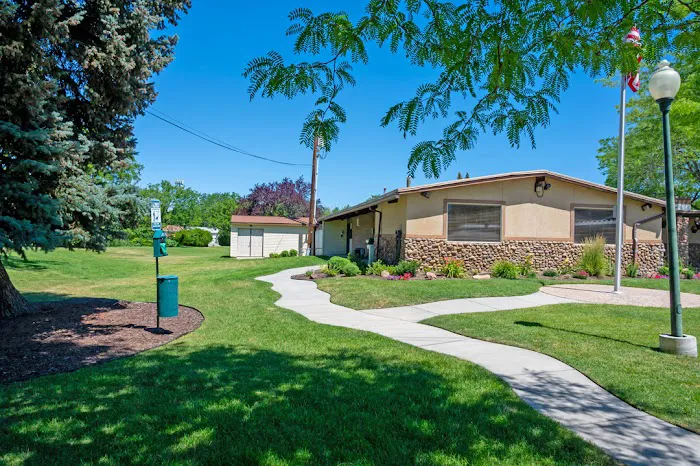 Cottonwood Coves MHC Picture 7