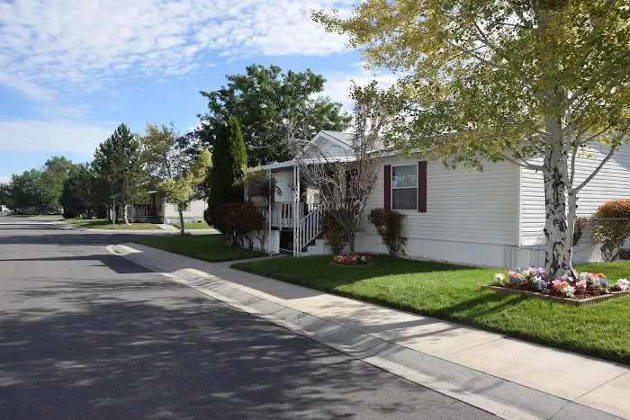 Windsor Estates Manufactured Home Community Picture 3