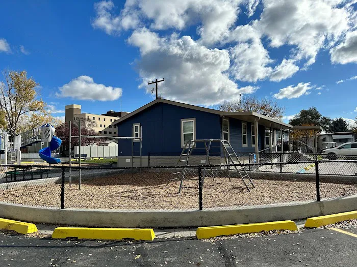 Westcrest Manufactured Home Community Picture 4