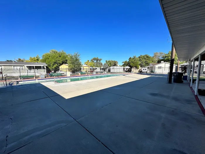 Westcrest Manufactured Home Community Picture 6