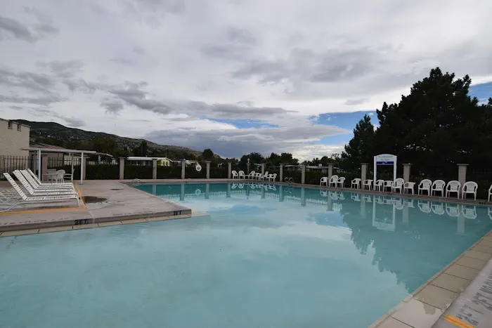 Camelot Manufactured Home Community Picture 2