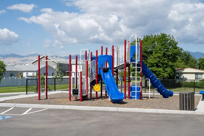 Winchester Estates Picture 7