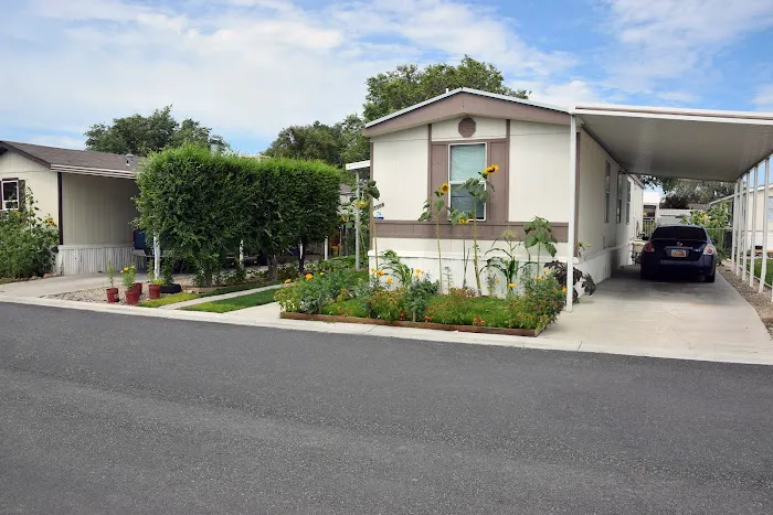 Western Estates Manufactured Home Community Picture 10