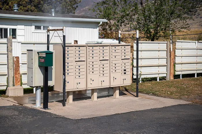 Wood Haven Picture 9