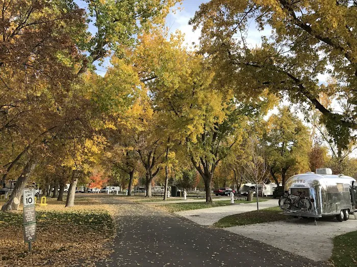 Lagoon RV Park & Campground Picture 1