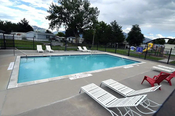 Brookside Manufactured Home Community Picture 9