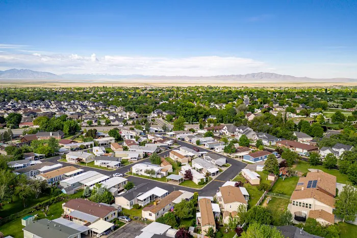 Apple Acres Picture 10