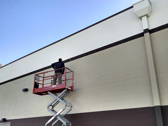 Cedarwood Mobile Home Park Picture 4