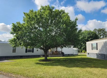 Circle L Manufactured Home Community