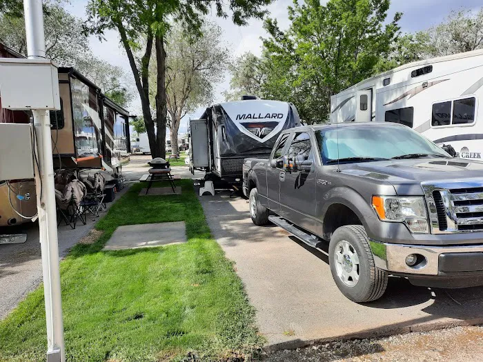 Mountain Shadows RV Park Picture 1