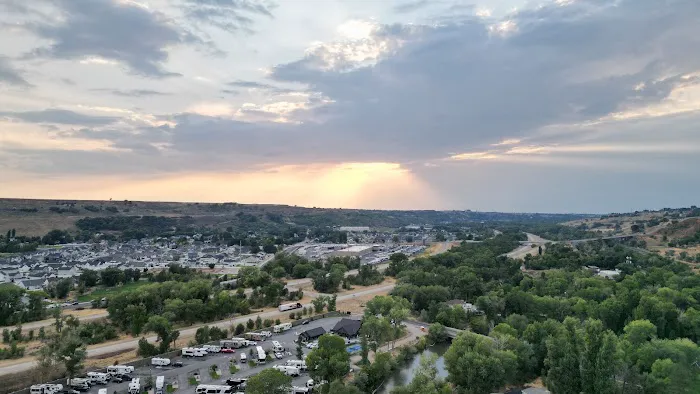 Cottonwood Estates Picture 8