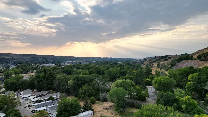 Cottonwood Estates Picture 5