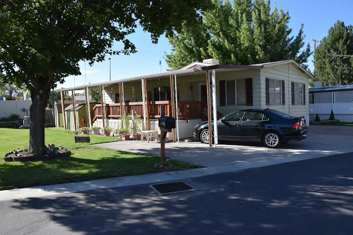 Riverdale Manufactured Home Community Picture 7