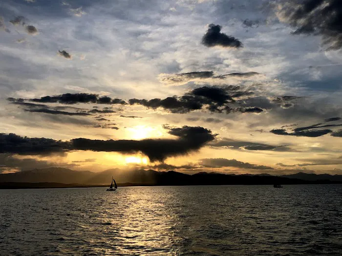 Lake Shore RV Park Picture 6