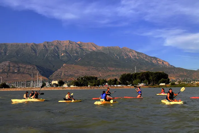 Lake Shore RV Park Picture 9