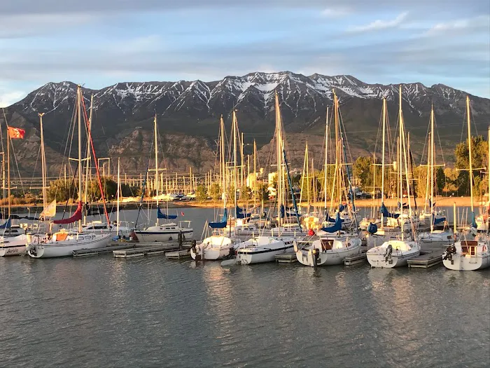 Lake Shore RV Park Picture 4