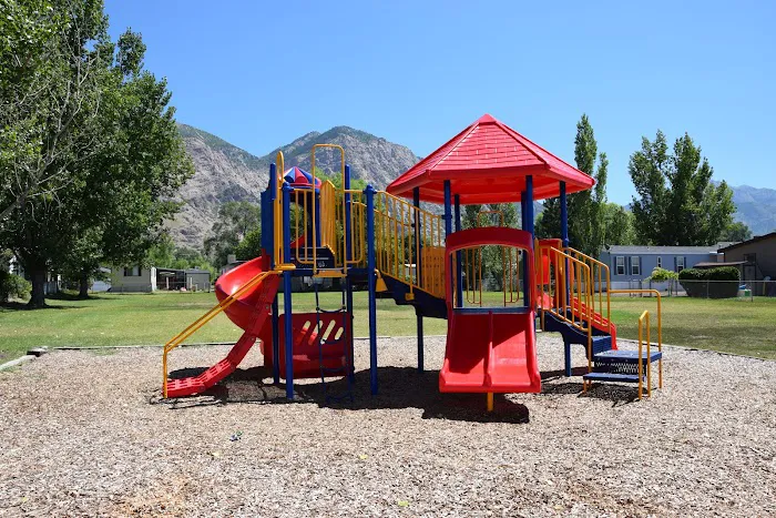 Viking Villa Manufactured Home Community Picture 8