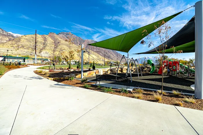 South Willow Community Picture 1