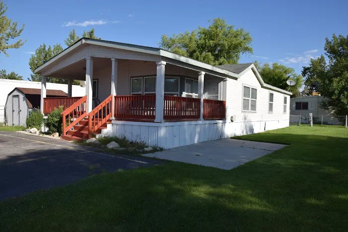 Evergreen Village Manufactured Home Community Picture 9