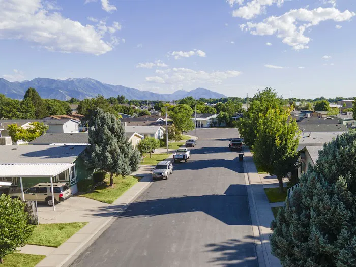 Oakbrook Crest, manufactured home community Picture 3