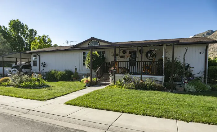 Oakbrook Crest, manufactured home community Picture 2