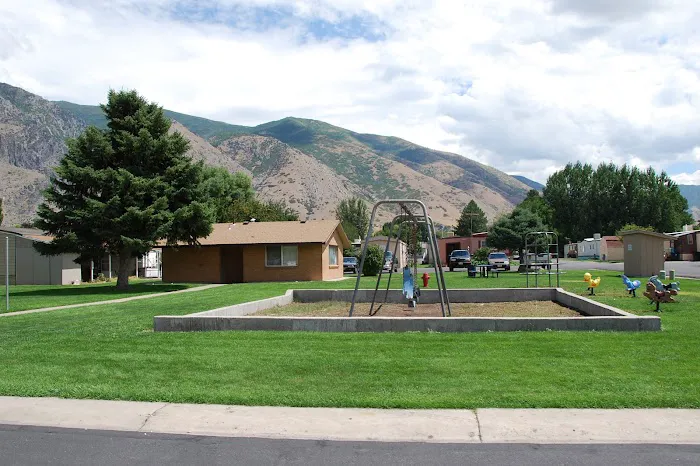 Green Acres Mobile Park Picture 4