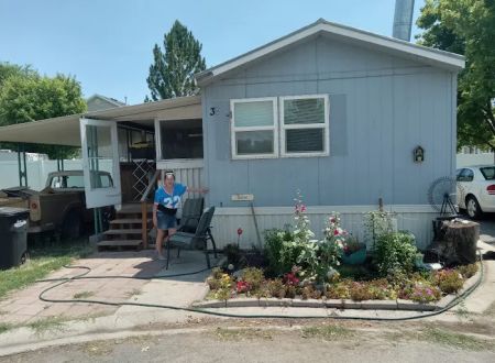 Valley Royal Mobile Home Park